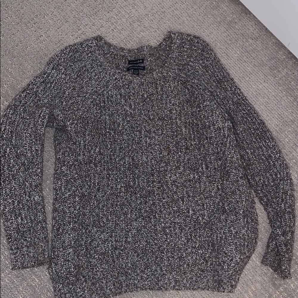 Oversized knitted sweater